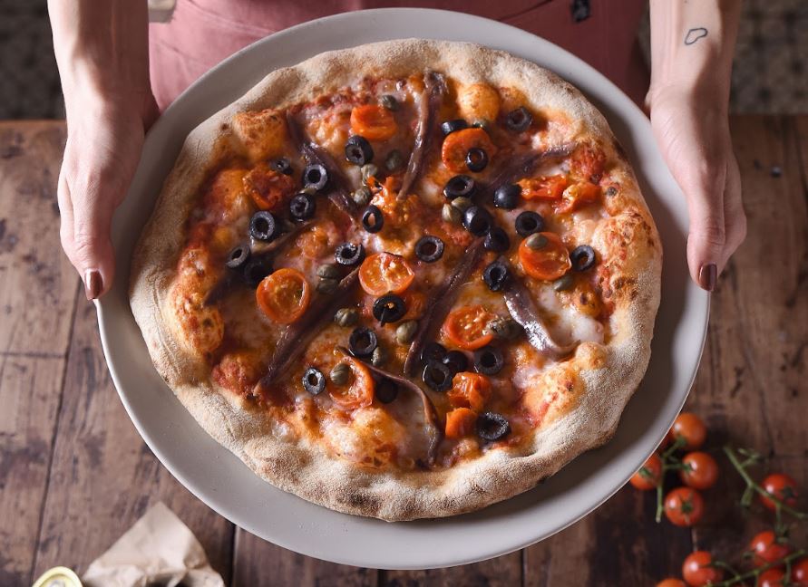 Pizza de horno de leña